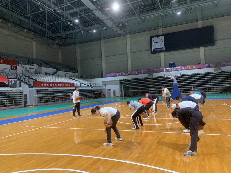 NBA新一期攻防效率图：雷霆&火箭净效率前二